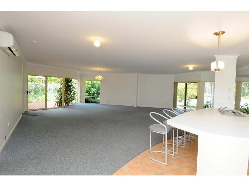 9 Lakeside Way, Lake Cathie NSW 2445