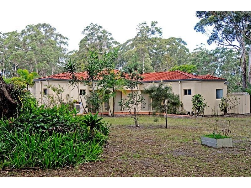 9 Lakeside Way, Lake Cathie NSW 2445