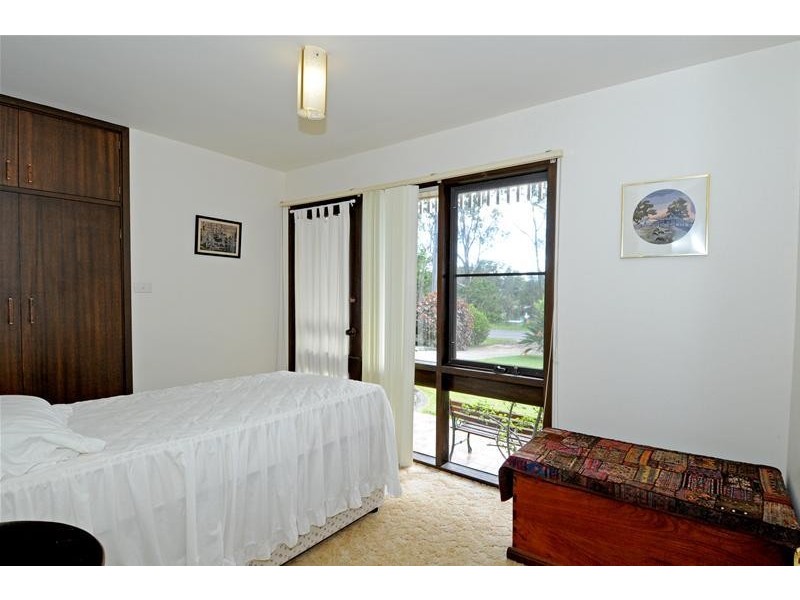 4 Tallong Drive, Lake Cathie NSW 2445