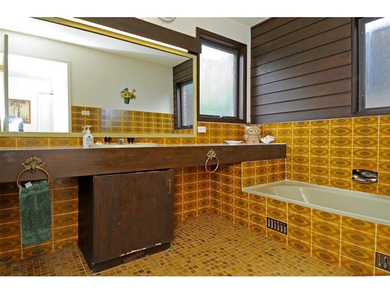 4 Tallong Drive, Lake Cathie NSW 2445