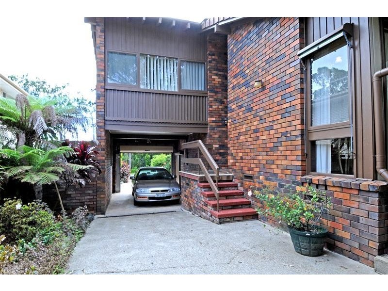 4 Tallong Drive, Lake Cathie NSW 2445