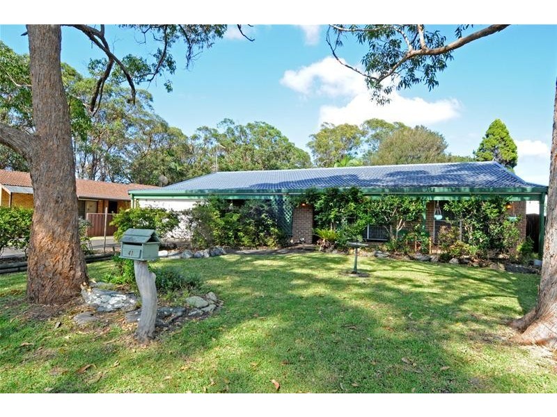 41 Evans Street, Lake Cathie NSW 2445