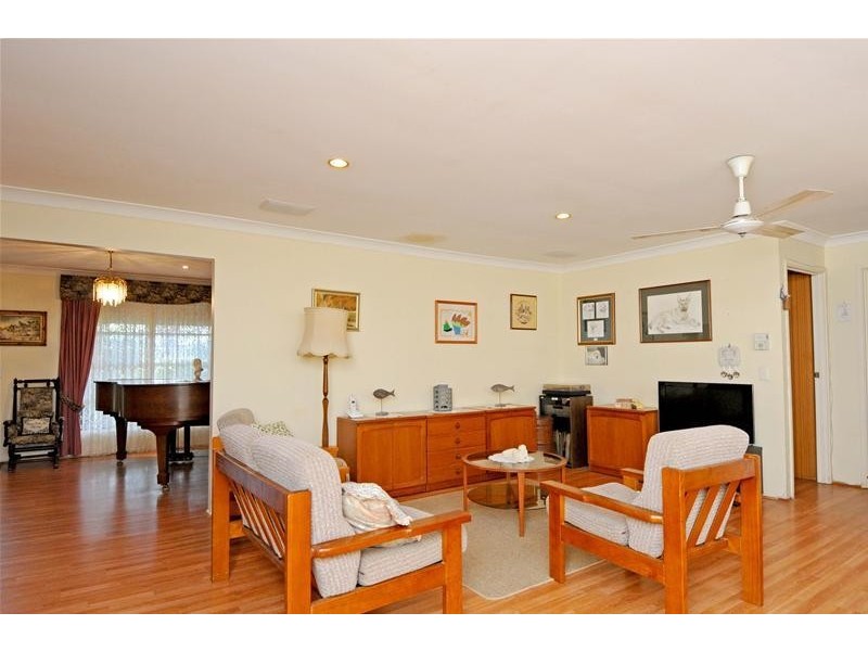 41 Evans Street, Lake Cathie NSW 2445