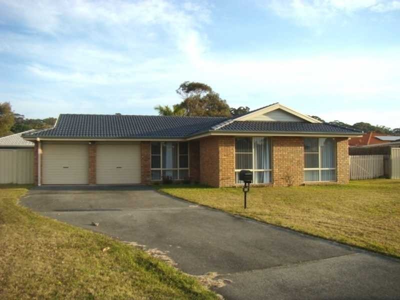 25 Seawind Chase, Bonny Hills NSW 2445