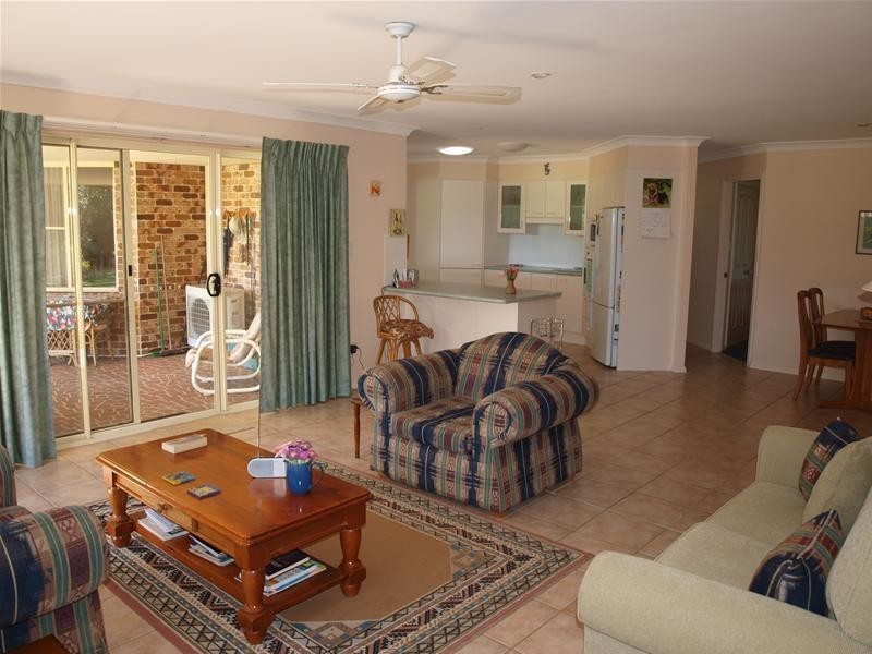 3 Springhill Place, Lake Cathie NSW 2445