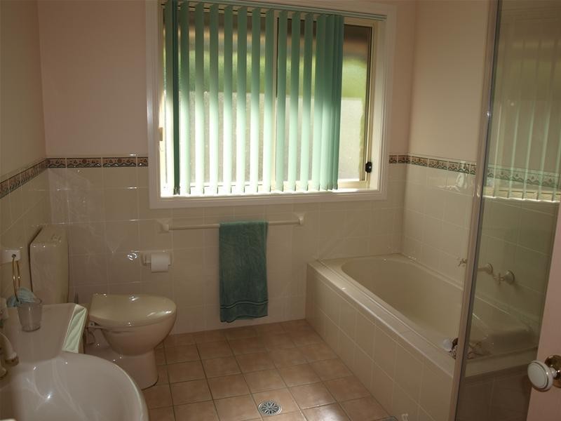 3 Springhill Place, Lake Cathie NSW 2445