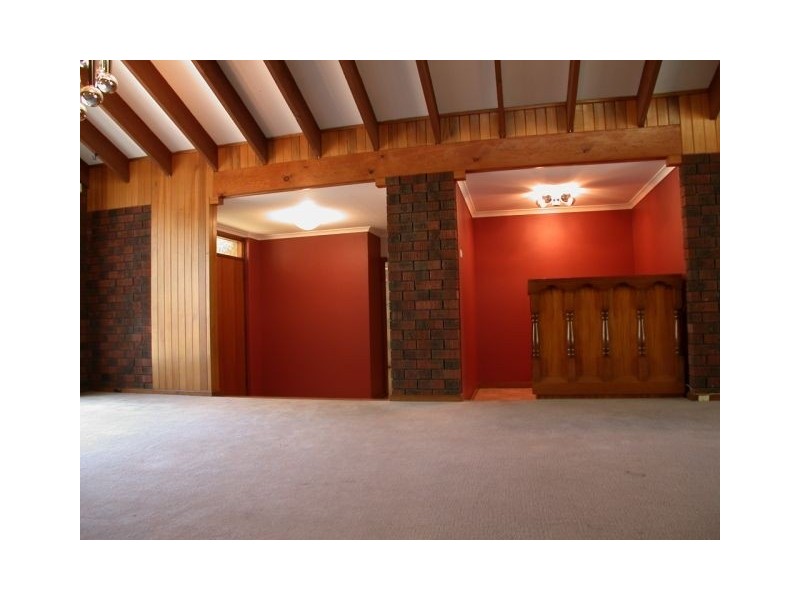 18 Georgiana St, Flagstaff Hill SA 5159