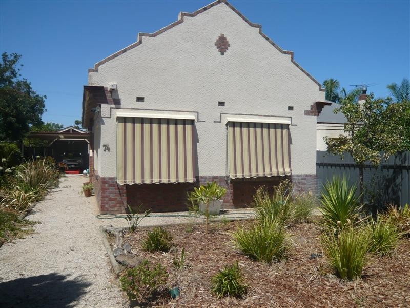 74 Pleasant Ave, Glandore SA 5037