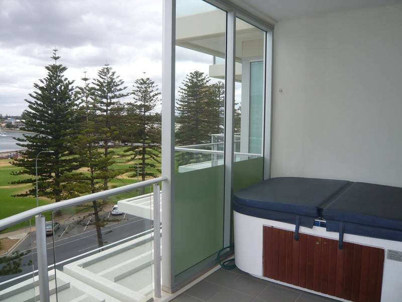 525/29 Colley Terrace, Glenelg SA 5045
