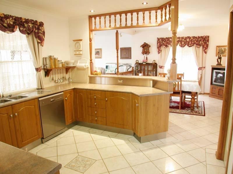 9 Deane Ave, Noarlunga Downs SA 5168