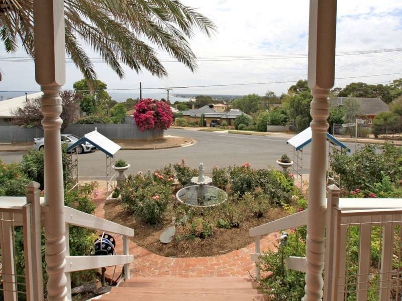 25 Coolinga Road, Marino SA 5049