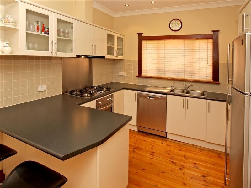 21 Price Weir Avenue, Allenby Gardens SA 5009