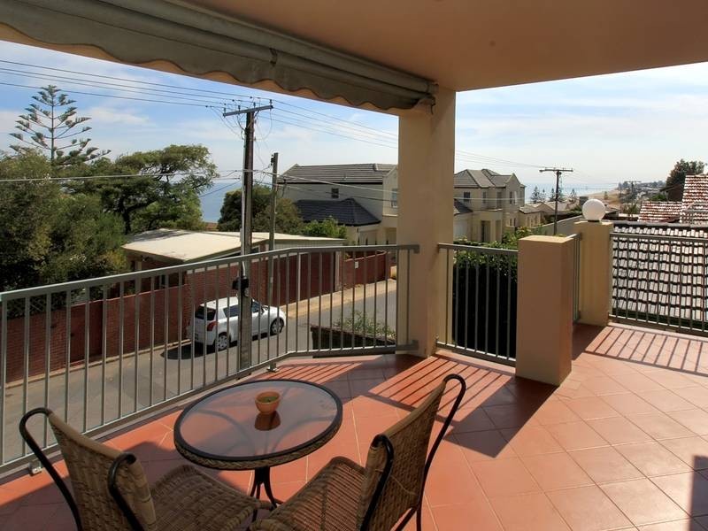 65 Marine Parade, Seacliff SA 5049