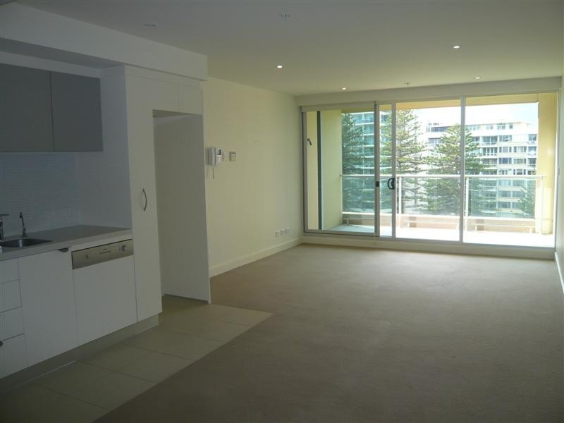 708/19 Holdfast Promenade, Glenelg SA 5045