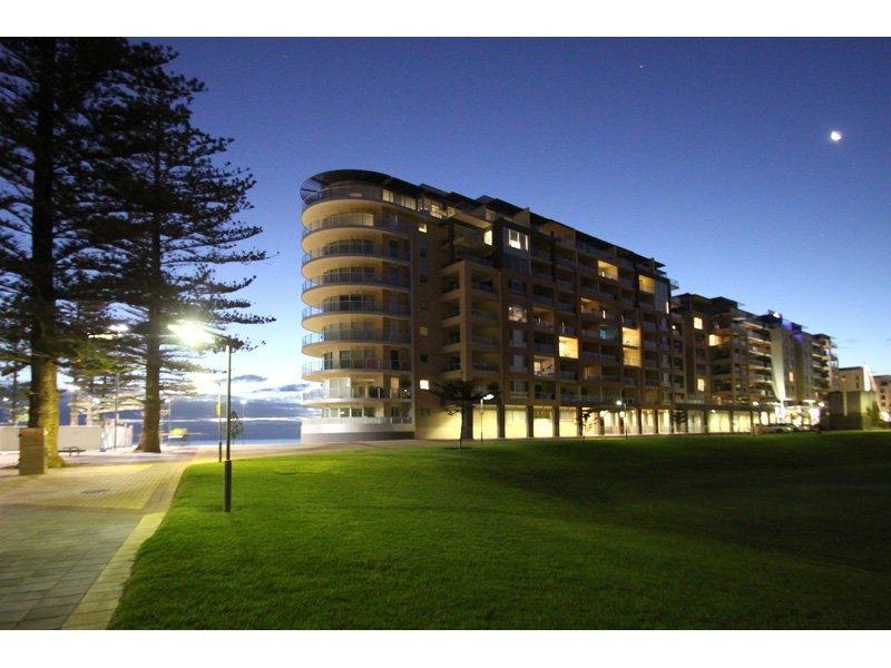 708/19 Holdfast Promenade, Glenelg SA 5045
