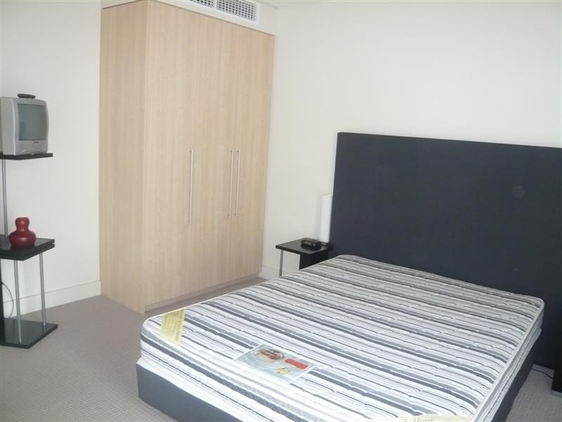 325/16 Holdfast Promenade, Glenelg SA 5045