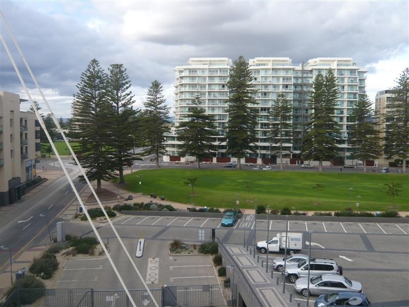 325/16 Holdfast Promenade, Glenelg SA 5045