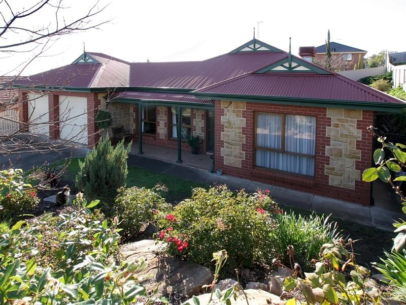 3 Gannet Court, Hallett Cove SA 5158