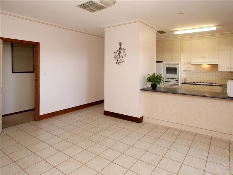 3 Gannet Court, Hallett Cove SA 5158