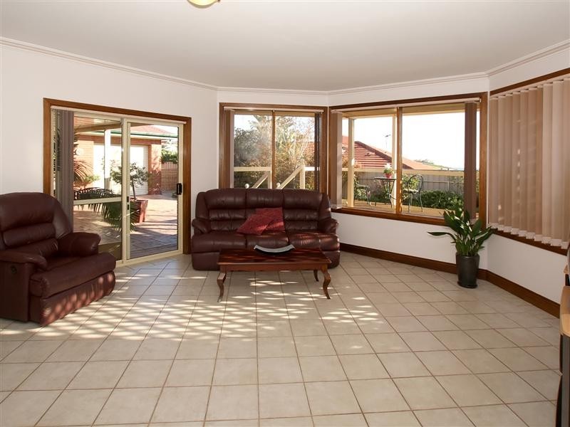 3 Gannet Court, Hallett Cove SA 5158