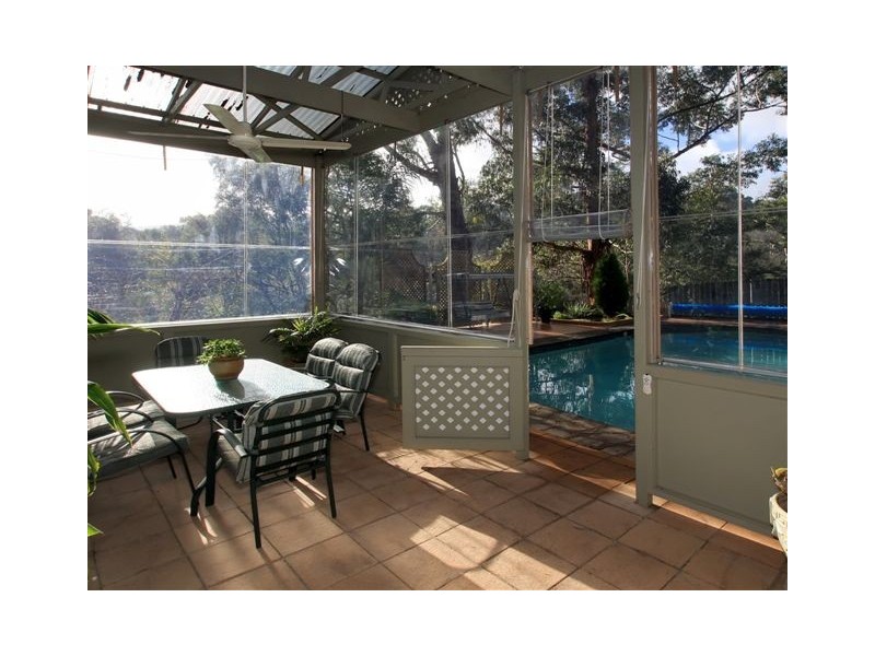 25 Sandow Crescent, Coromandel Valley SA 5051