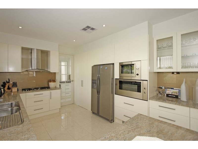 76 Gully Road, Seacliff Park SA 5049