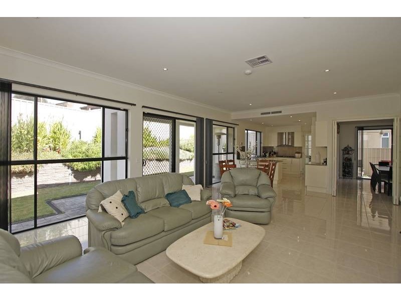 76 Gully Road, Seacliff Park SA 5049