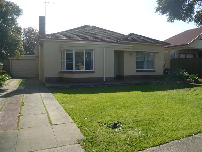 35 Helmsdale Avenue, Glengowrie SA 5044