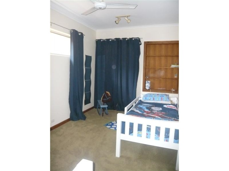 35 Helmsdale Avenue, Glengowrie SA 5044