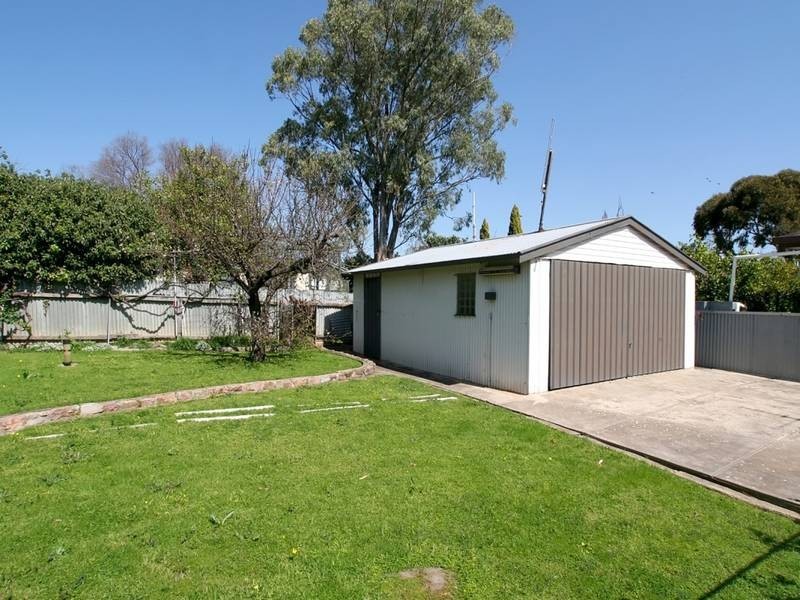 10 Chaliapin Street, Rostrevor SA 5073