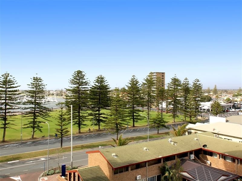 618/27 Colley Terrace (Liberty Towers), Glenelg SA 5045