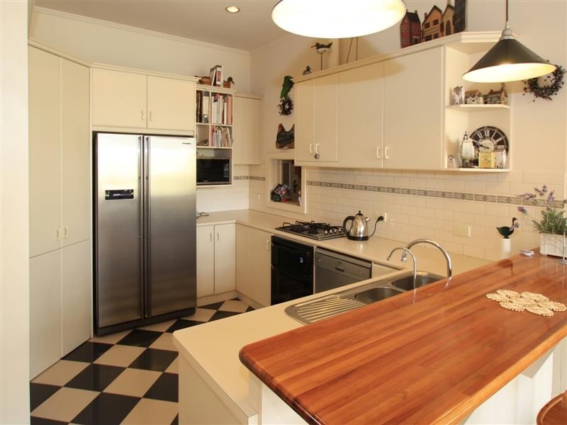 20 Alma Street, Glenelg South SA 5045