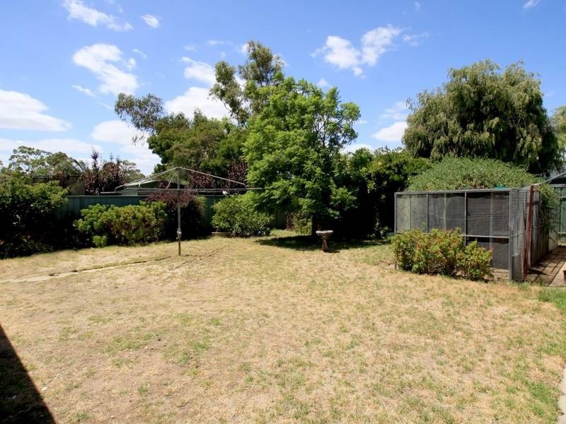 9 Nagle Crescent, Novar Gardens SA 5040