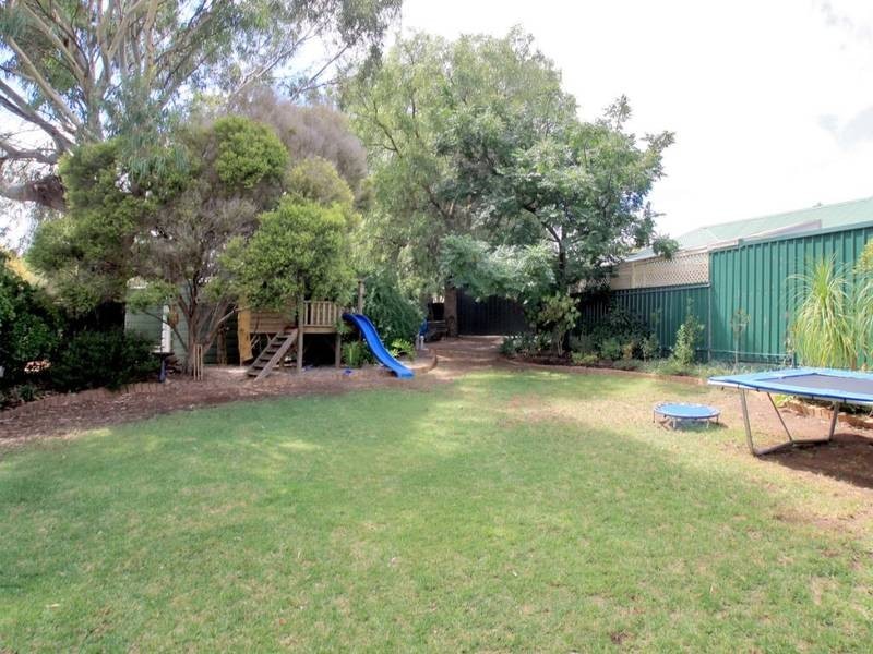 33 Lamington Ave, Seacliff Park SA 5049