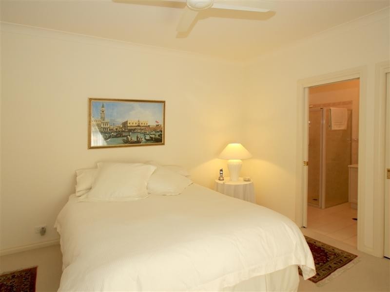 50b Downing Street, Hove SA 5048