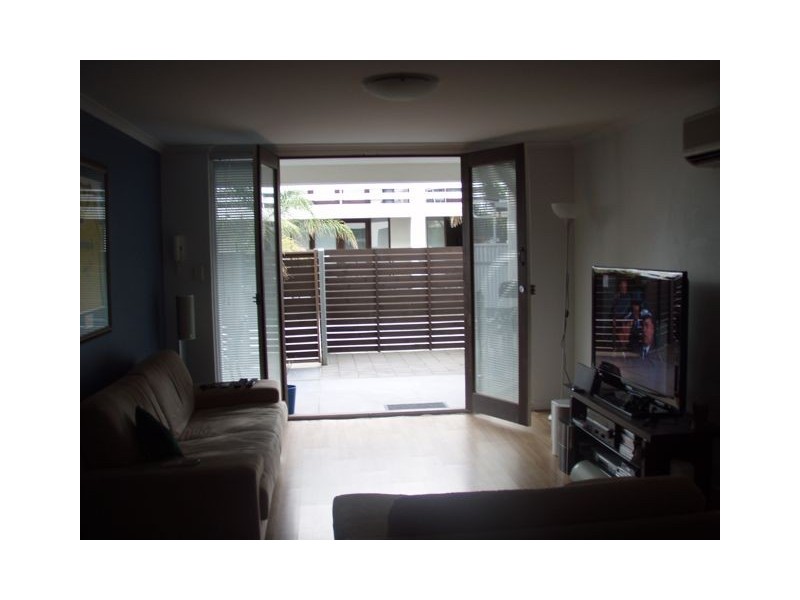 3/27 Military Road, West Beach SA 5024