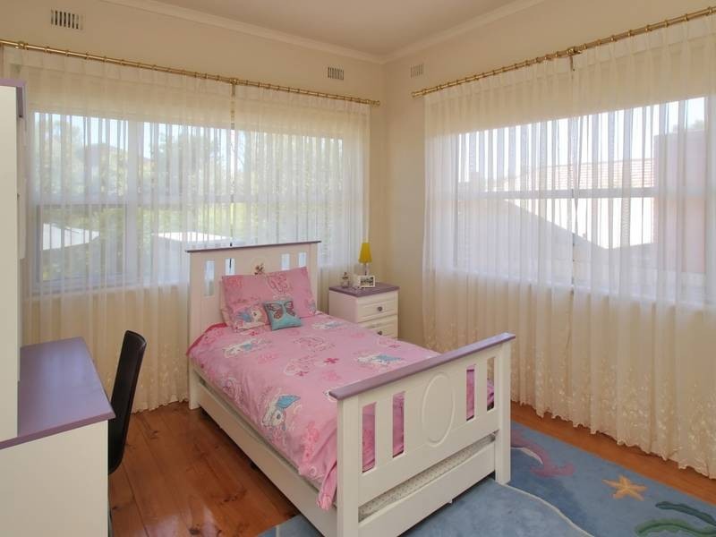 70 Myrtle Road, Seacliff SA 5049