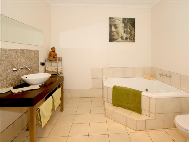 1 Mayfair Avenue, Somerton Park SA 5044