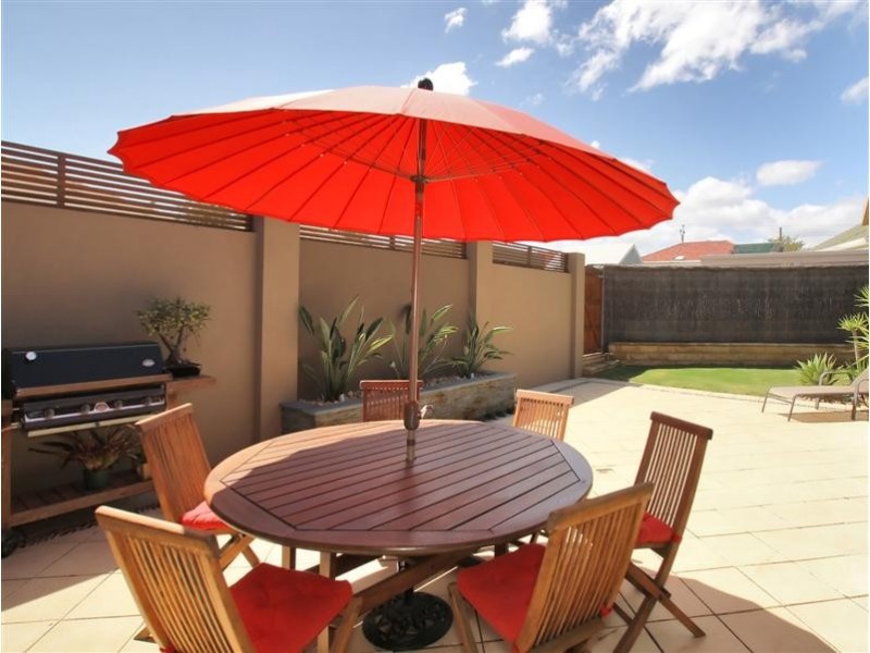 1 Mayfair Avenue, Somerton Park SA 5044