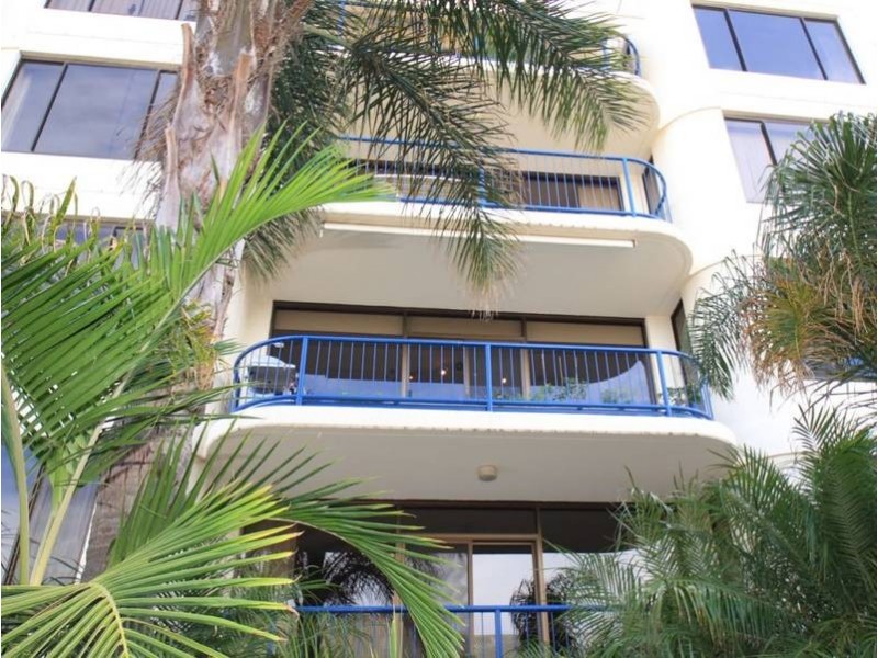 17/9-11 South Esplanade (Barquentine), Glenelg SA 5045