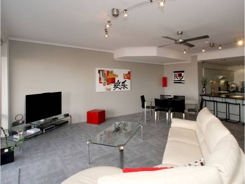 17/9-11 South Esplanade (Barquentine), Glenelg SA 5045