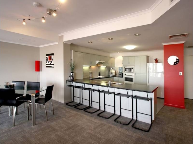 17/9-11 South Esplanade (Barquentine), Glenelg SA 5045