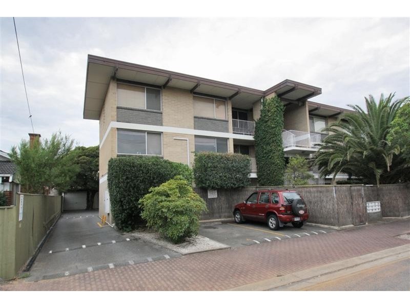 9/27 High Street, Glenelg SA 5045