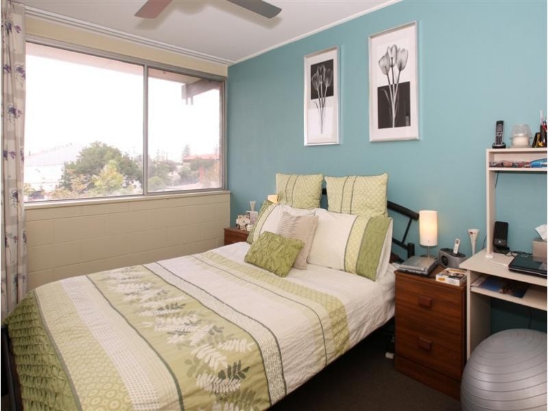 9/27 High Street, Glenelg SA 5045