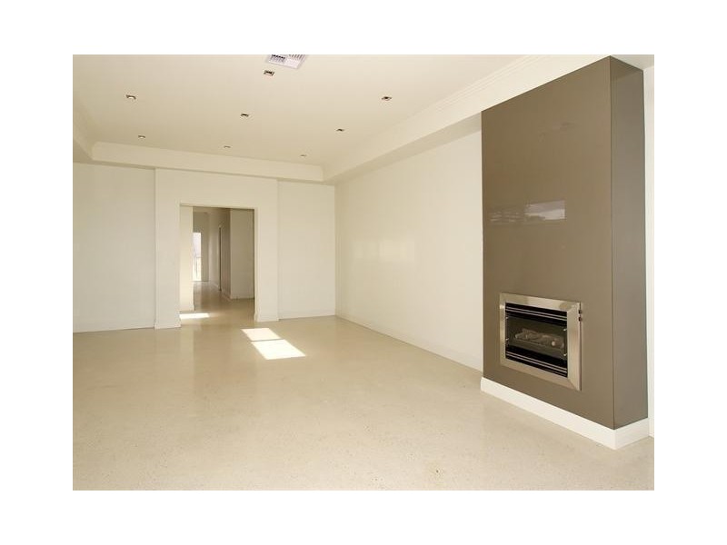130 Esplanade, Brighton SA 5048