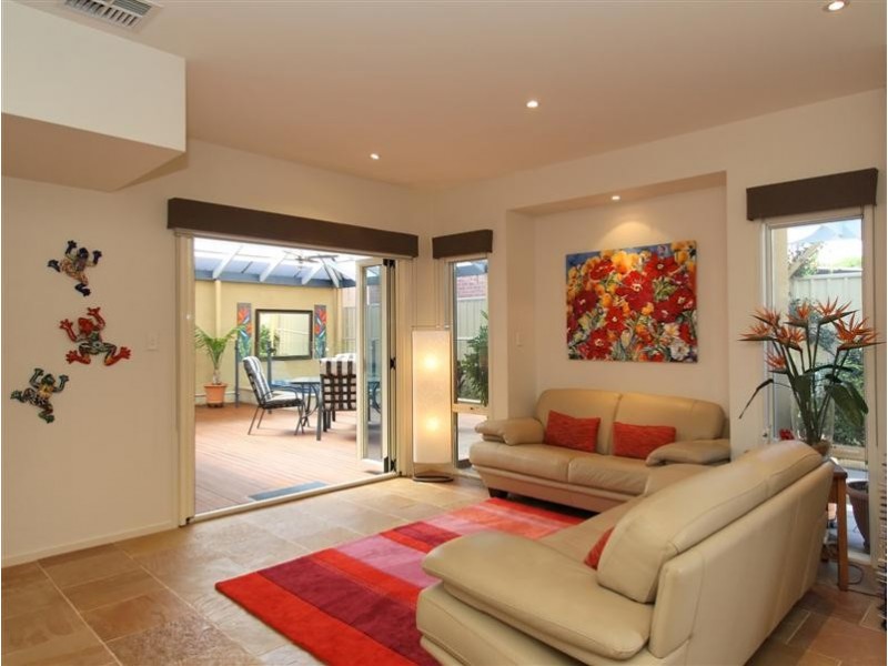 9 Mayfair Avenue, Somerton Park SA 5044