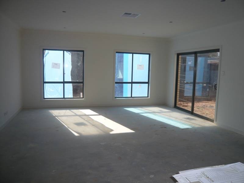 13,a & b Greenglade Drive, Mitchell Park SA 5043