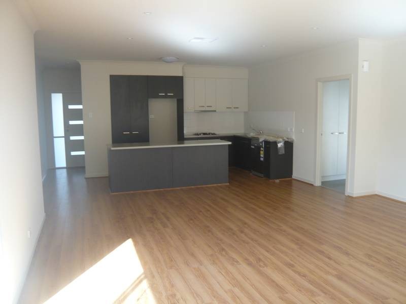 13,a & b Greenglade Drive, Mitchell Park SA 5043