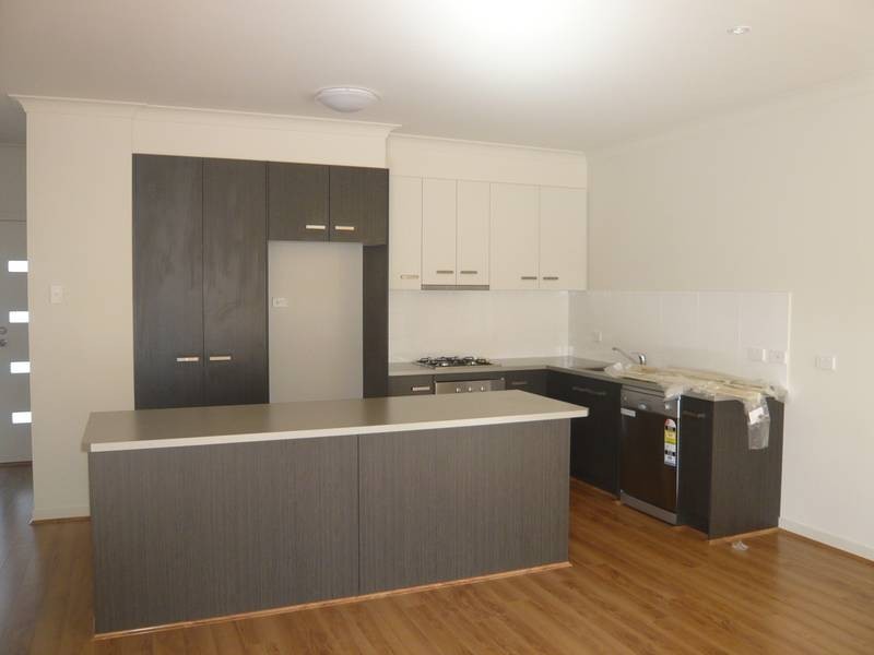 13,a & b Greenglade Drive, Mitchell Park SA 5043