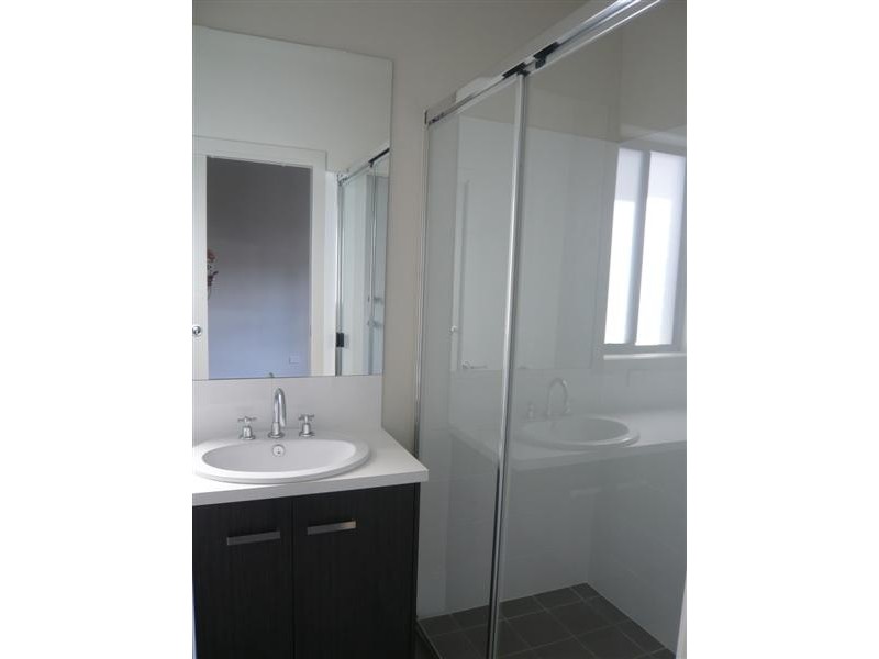 13,a & b Greenglade Drive, Mitchell Park SA 5043